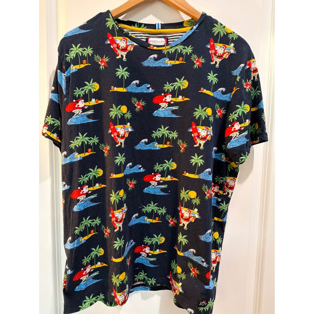 Denim & Flower Ricky Singh Mens Large Surfing Santa Tropical Christmas T-Shirt